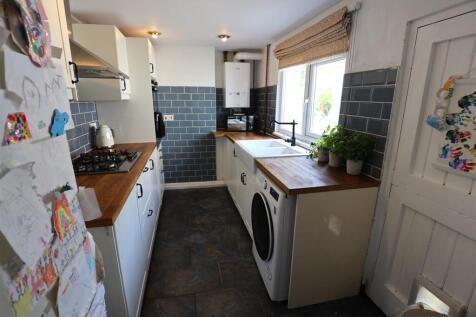 Kitchen .JPG