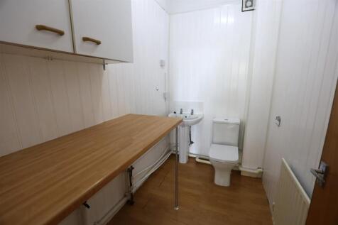Utility room.JPG