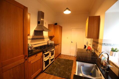 Kitchen  .JPG