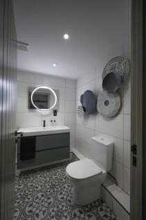 Ensuite.jpg