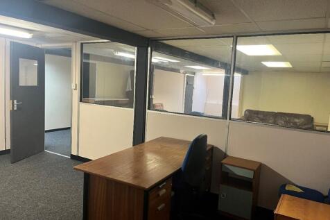 Picture 5  Rear Office Storage and WC.jpg