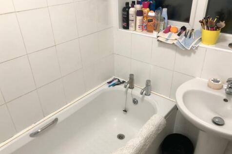 bathroom2.jpg