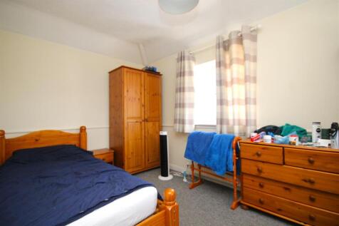 Bedroom 3.JPG