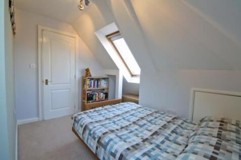 Bedroom 4.jpg