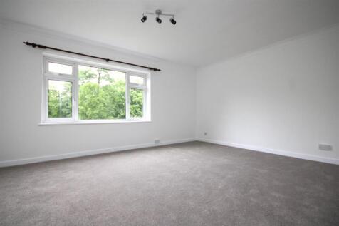 Bedroom 1.JPG