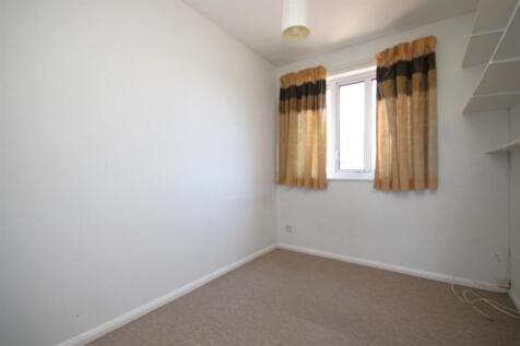 Bedroom 2.JPG