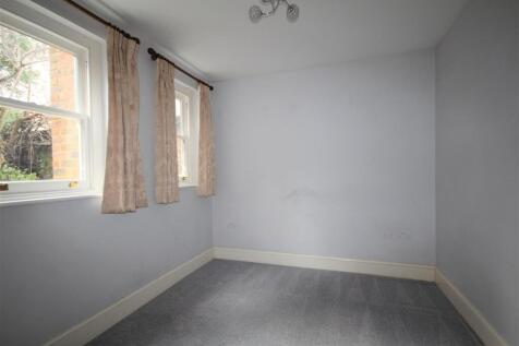 Bedroom 2.jpg
