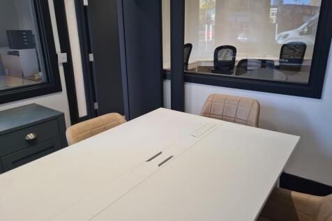 Office 2.jpg
