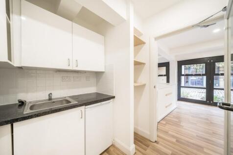 Ground Flr Kitchen.jpg