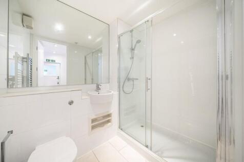 60 Weston Street First Floor LEA WC.jpg