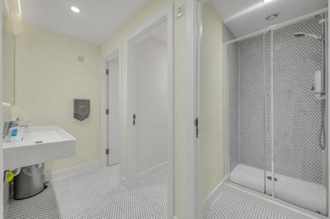 Shower.jpg