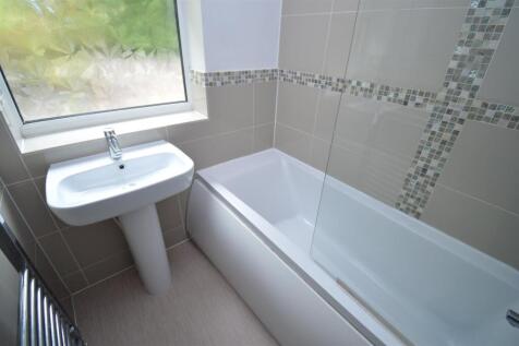 Bathroom.JPG