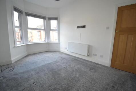 Bedroom 1.JPG
