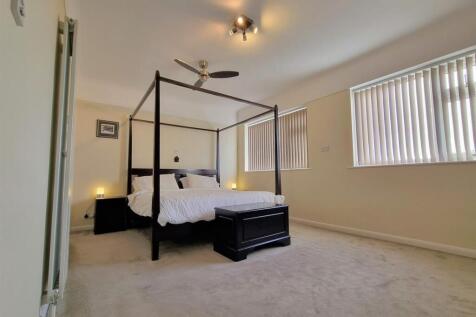 penthouse 3.jpg