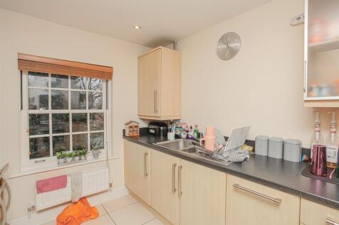 Kitchen 3.jpg