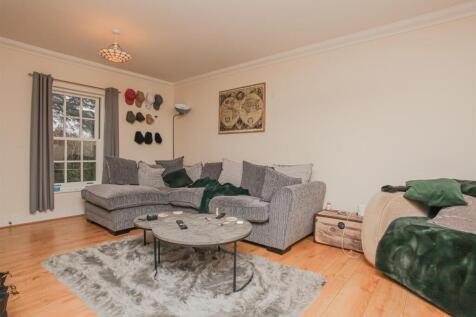 Sitting Room 2.jpg