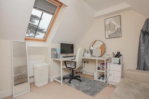 Bedroom 2.jpg