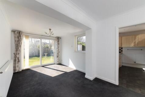 7 Blenheim Drive (17).jpg