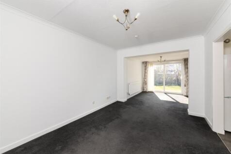 7 Blenheim Drive (15).jpg
