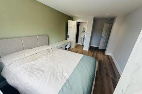 Room 1 Bedroom.jpg