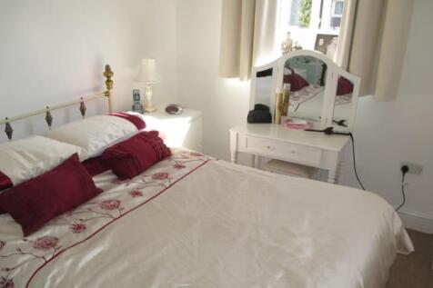 I  bedroom-red.jpg
