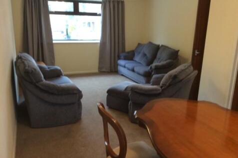 3 Rawson Close living.dining room.JPG