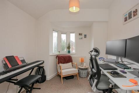 Bedroom 2.jpg