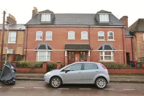 30 Marston Street - Front External 2.JPG