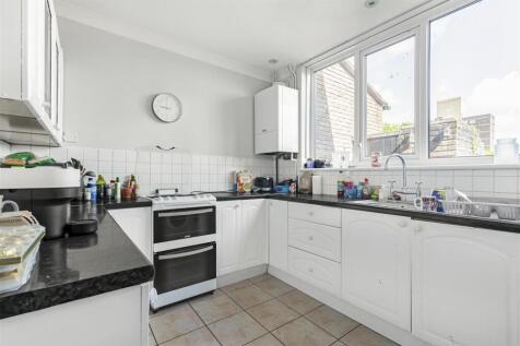 James_anderson-8_rockingham_close-sw15__1_.JPG