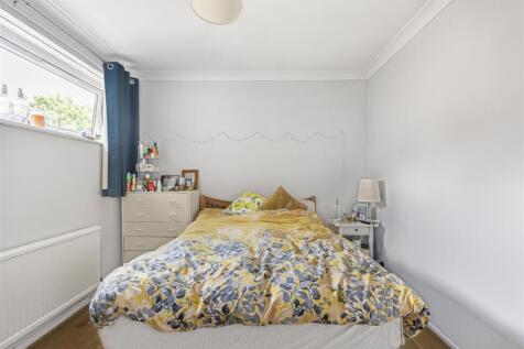 James_anderson-8_rockingham_close-sw15__13_.JPG