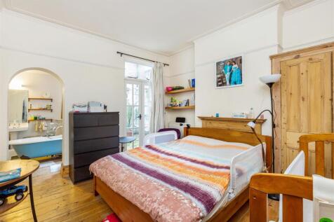 26246_james_anderson___167_putney_bridge_road___4_