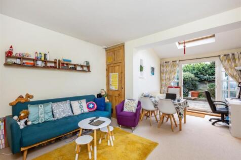 26246_james_anderson___167_putney_bridge_road___8_