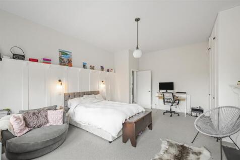 James_Anderson_-_Flat_4__174__West_Hill_-5.JPG