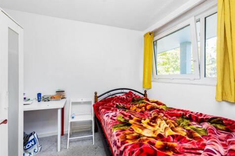 James_Anderson-16_Sancroft_Court-5.jpg