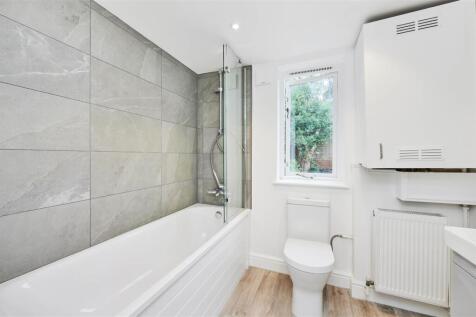 James_Anderson_-_Flat__Burstock_Road_SW15_2PW_2.jp