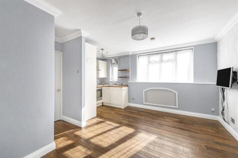 james_anderson_-_f3_harwood_court__3_.JPG