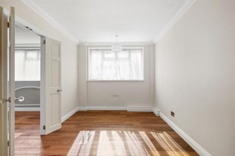 James_anderson-3__harwood_court-sw15__2_.jpg