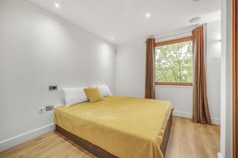 James_Anderson_Flat_4_Upper_Richmond_Road__London_