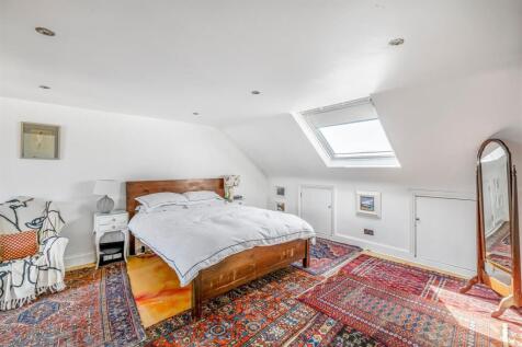 35_Eastbourne_Gardens-8.JPG
