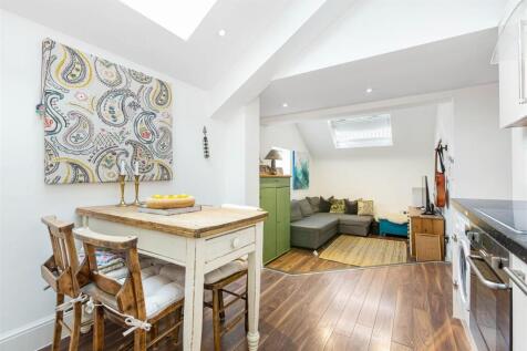 JA-3_Lambourn_House-8.jpg