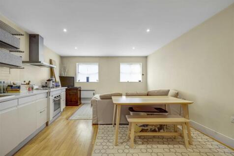1_Brancaster_Mews-7.jpg