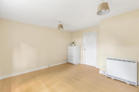 2_Kendal_Court-1.JPG