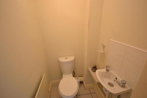 Cloakroom/WC