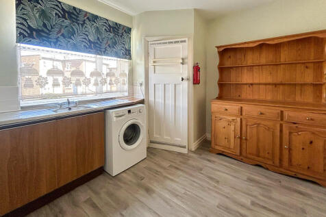 Kitchen 6