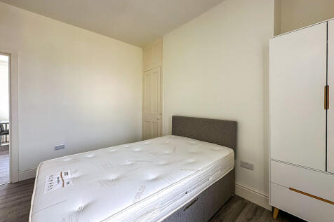 Flat 3 Bedroom (3...