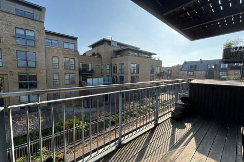 Balcony Lounge (1...