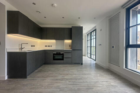 Kitchen/ Living