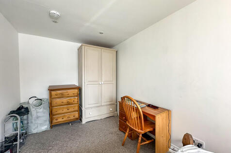 Room 1 (2)