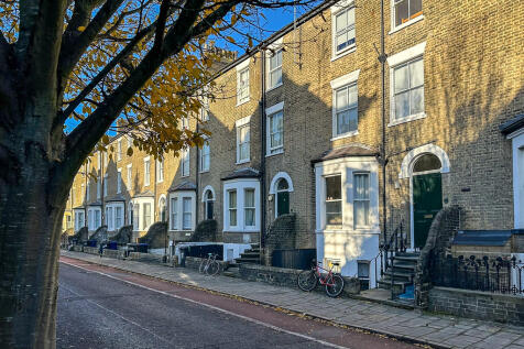 12 Bateman (3)