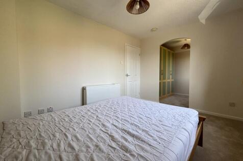 Bedroom (3)